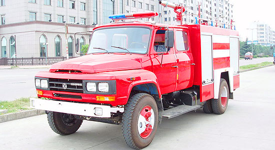  东风140水罐消防车 